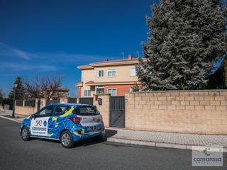 Xalet a Calle puerto de serranillos 31. Venta de chalet pareado en c puerto de serranillos, 31