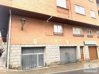 Local commercial à Calle los berrocales s/n. Venta de local en bajada de los berrocales