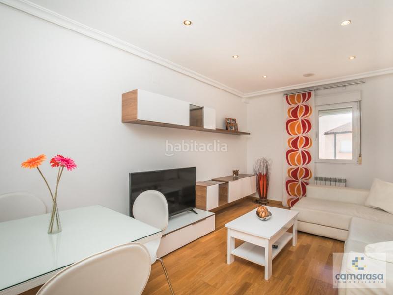 Foto fb5c25b0-c914-4cdb-96cf-75db3dc34463. Location appartement dans calle cruz de alcaravaca 4 dans Ávila