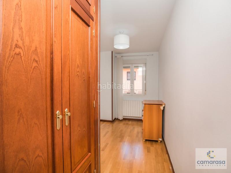 Foto 53c4f50f-68e9-44d6-aa22-25d164bebd40. Location appartement dans calle agustín rodríguez sahagún 36 dans Ávila