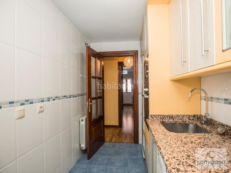 Foto 73fe33f0-f47a-4fee-8f7a-101b59b02d93. Location appartement dans calle agustín rodríguez sahagún 36 dans Ávila