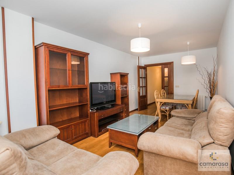 Foto c1bee984-59bc-4b68-bbdb-47ee7cbe1d29. Rent flat in calle agustín rodríguez sahagún 36 in Ávila