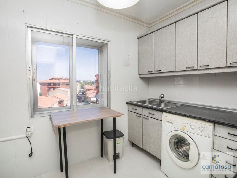 Foto fdaf473f-f96c-4e31-9b3c-1ec50648d2c2. Rent flat in calle san pedro bautista 20 in San Antonio Ávila