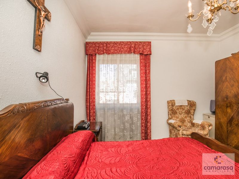 Foto 5b015e37-649d-48f7-b0f4-59d23ecde969. Piso en avenida portugal 18 venta de vivienda en av portugal 18 en Ávila