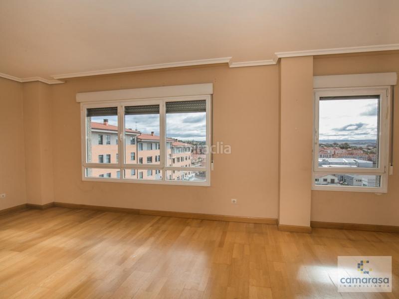Foto 5849b30f-d82f-49e3-bbea-4954bcddc9de. Appartement dans calle campo azalvaro 6 dans Hervencias Altas - El Pinar Ávila