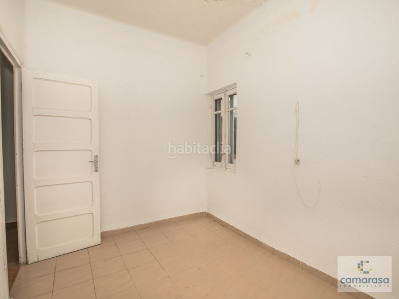 Foto 186f6af7-1301-467b-889a-e2cc92f6c858. Piso en calle calderon de la barca 5 venta de vivienda en c calderón de la barca, 5. en Ávila