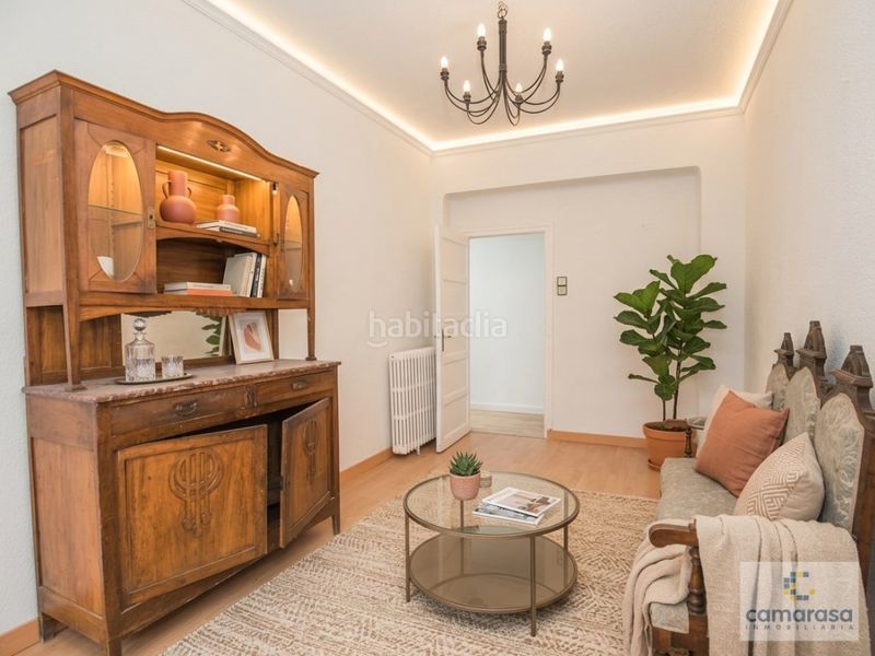 Foto 949bcb9f-fbad-4ac0-9d2a-bdaf9ff2a932. Piso en calle calderon de la barca 5 venta de vivienda en c calderón de la barca, 5. en Ávila