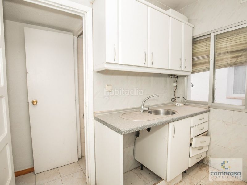 Foto 96c83adb-cc2e-49a3-b40c-9b0f6c8383c3. Piso en calle calderon de la barca 5 venta de vivienda en c calderón de la barca, 5. en Ávila