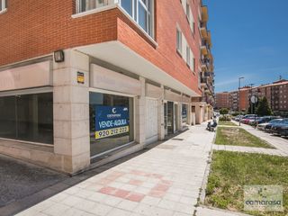 Local Comercial a Calle agustin rodriguez sahagun 5. Local en venta en c agustín rodriguez sahagún, 5