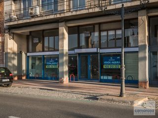 Local Comercial a Avenida madrid 9. Venta de local comercial en av. madrid, 9