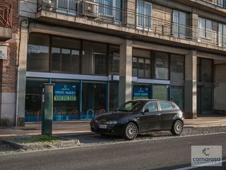Local Comercial en Avenida Madrid 9