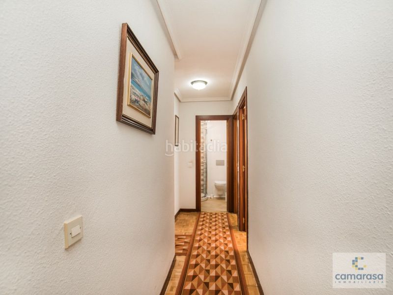 Foto d517c468-9cc5-4bb9-a8bf-b8e5ffd25190. Rent flat with heating parking in Centro Ávila
