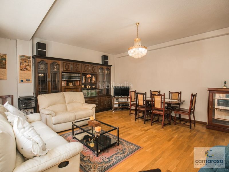 Foto 0ba3fb18-86f7-4409-bca6-4dd15a7e1a60. Piso en calle alfonso de montalvo 7 venta de vivienda en c alfonso de montalvo 7 en Ávila