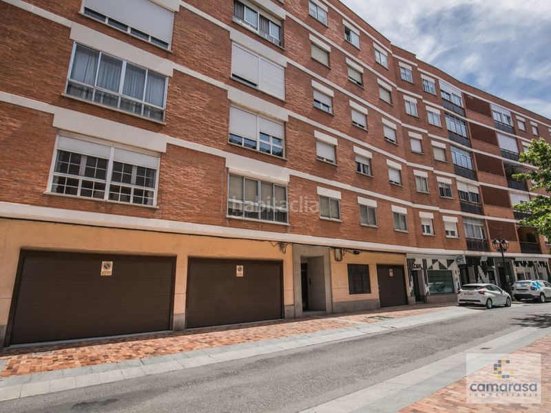 Foto cf227af4-fe89-407d-9cca-318a2ce865ab. Piso en calle alfonso de montalvo 7 venta de vivienda en c alfonso de montalvo 7 en Ávila