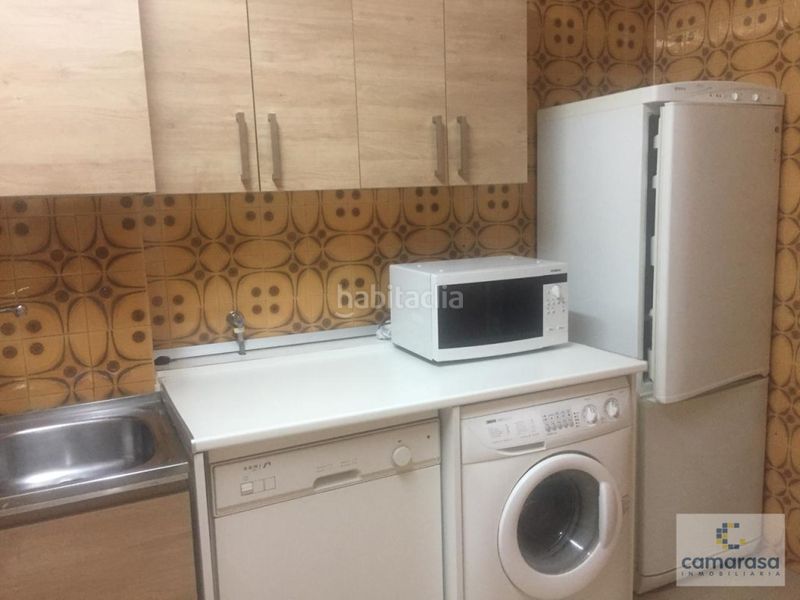 Foto abd379a4-b541-4b87-bd57-933fec2d6b5e. Affitto appartamento in calle de san juan de la cruz 20 in Ávila