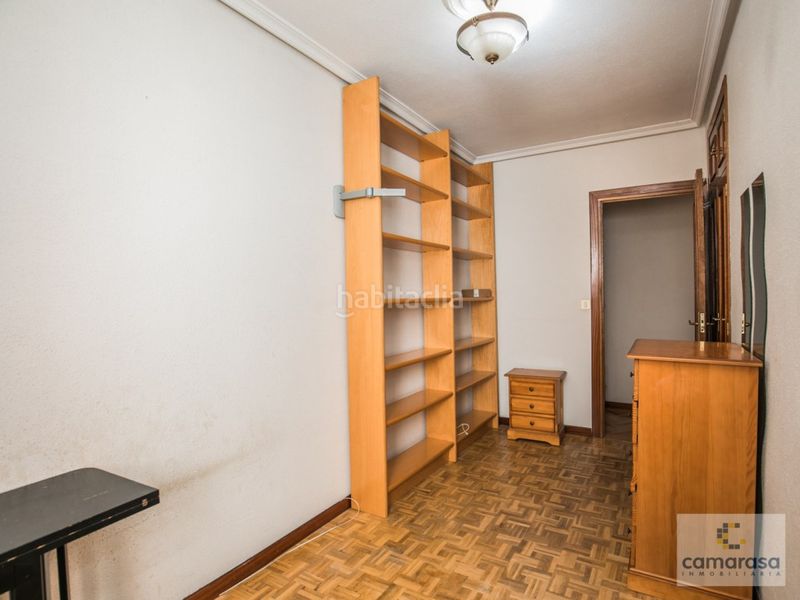 Foto d7969d2d-d63c-4a75-b9df-ef6ab8af086c. Piso en calle san juan de la cruz 13 vivienda en calle san juan de la cruz, 13 en Ávila