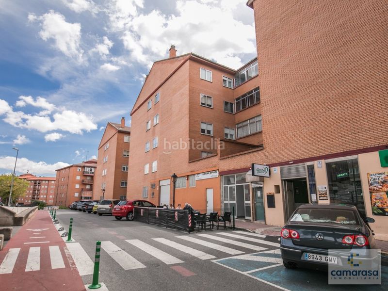 Foto 8b73c083-ea2c-4cf8-bda2-f56a8824bf30. Piso en calle agustin rodriguez sahagun 12 venta de vivienda de 3 dormitorios en c agustín rodríguez sahagún en Ávila