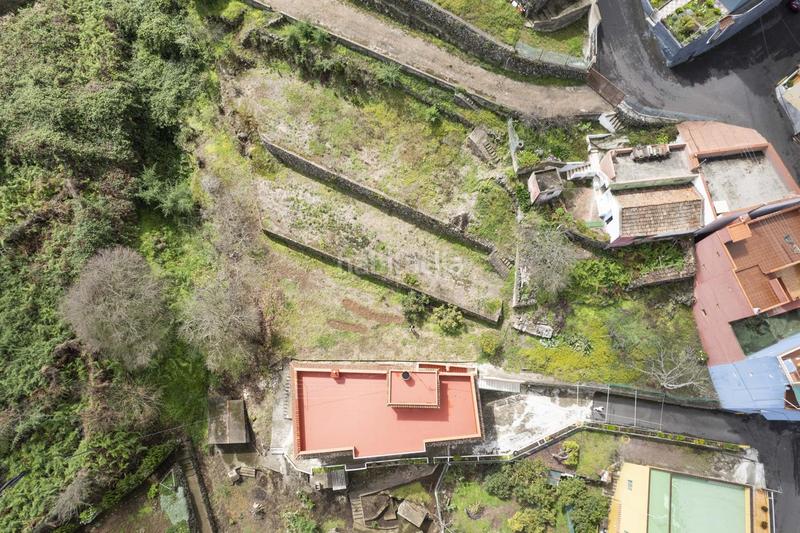 Foto af4d8b7d-e5de-4432-b9a4-367485a7a331. Piso en de chasna 125 piso con terreno en La Perdoma - San Antonio - Benijos Orotava (La)