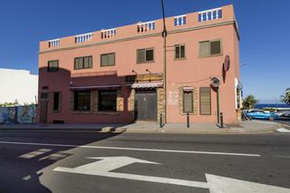 Local Comercial a Maritima 180. Venta local comercial en avenida marítima, caletillas, candelari