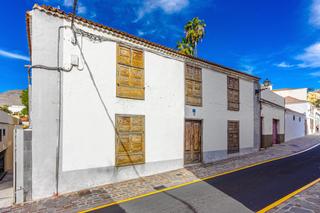 Casa a Duque de la torre 20. Casa tipica canaria en el centro de arona tenerife