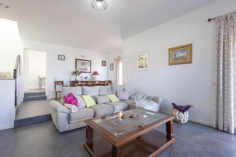 Foto 3975b2eb-bd57-49bf-92de-aff3234085b0. Casa con piscina in Sauzal (El)