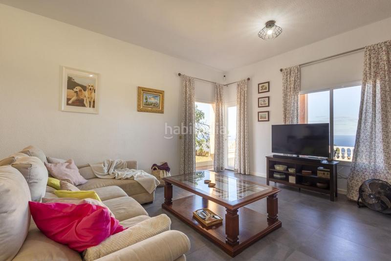 Foto 509b6a16-eab3-4a11-93e8-35af733e33dc. Casa con piscina in Sauzal (El)