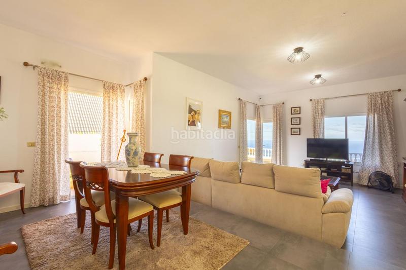 Foto b8a3419d-b33d-4396-877f-877033f5c797. Casa con piscina in Sauzal (El)