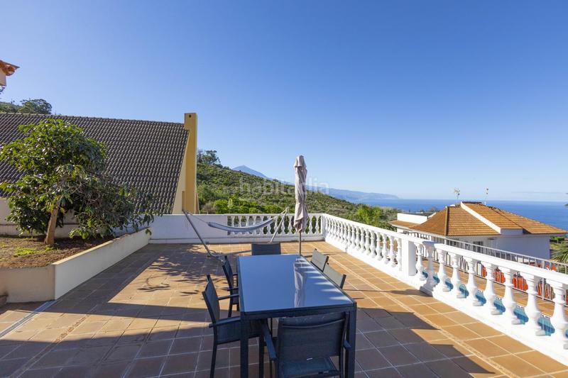 Foto f83988a8-5ec9-41af-83fd-5282c2efc1f1. Casa con piscina in Sauzal (El)