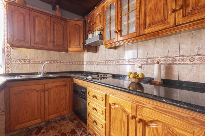 Foto b49a5785-0d80-4536-9f97-73a175316d8c. Casa españa en español amplia casa con vistas al mar y al teide a un precio increíble en San Juan de la Rambla