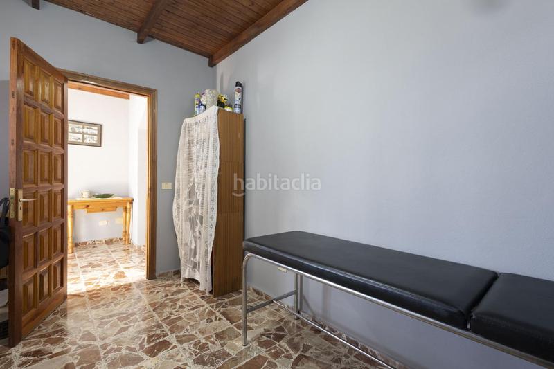 Foto e3f4c661-cd3e-48f4-84e2-8df72f078334. Casa españa en español amplia casa con vistas al mar y al teide a un precio increíble en San Juan de la Rambla
