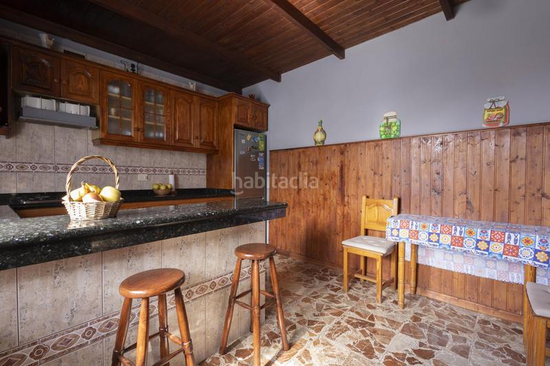 Foto e66f8c5d-3d13-40f7-ab82-d57ba57a9139. Casa españa en español amplia casa con vistas al mar y al teide a un precio increíble en San Juan de la Rambla