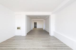 Lloguer Local Comercial  Mencey bencomo. Local comercial en alquiler con triple acceso en la salud bajo