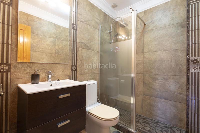 Foto aed8521d-bca6-4b49-8db8-e5a21dd0ac8e. Casa chalet independiente con piscina y vistas espectaculares en Candelaria