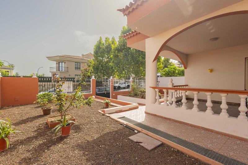 Foto 7c98778e-9cae-4f8d-8034-734edebc1101. Casa in Longuera - Toscal Realejos (Los)