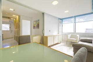 Miete Etagenwohnung  Heliodoro rodríguez lópez. Piso en alquiler en tomé cano  luminoso, céntrico y listo para e