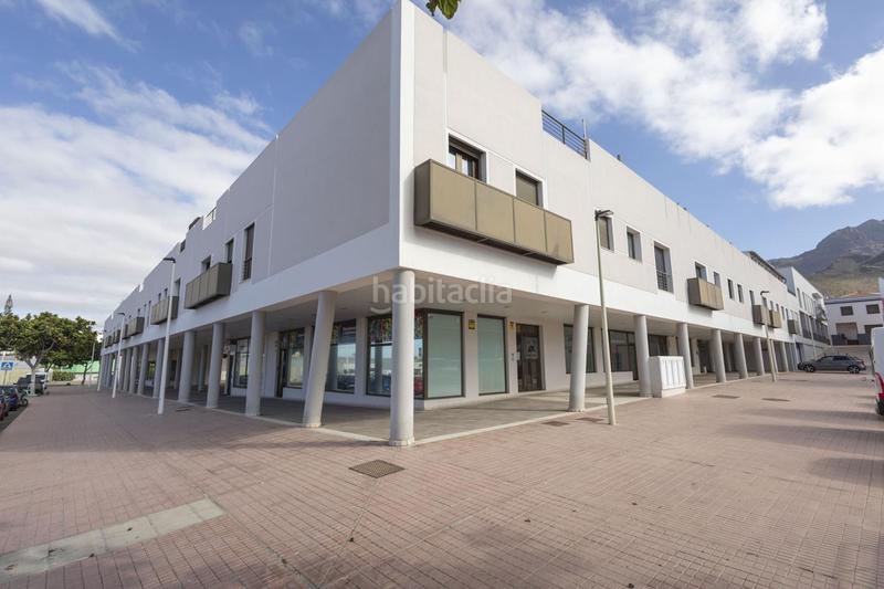 Foto 2ab8c3d8-8af7-492e-9f6a-faae6c760001. Lloguer local comercial a Fañabé - Ifonche y Benítez Adeje