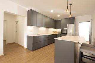 Miete Etagenwohnung  Al monte las mercedes. Exclusiva vivienda urbana diseño minimalista y comodidad en el p