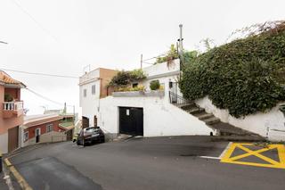 Casa  Recta. Crea tu refugio soñado en tenerife casa a reformar en entorno tr