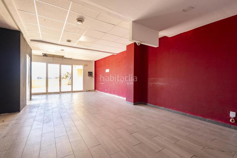 Foto 693f270e-c64b-425b-940c-a53a5d7f6c8c. Lloguer local comercial a San Eugenio Bajo Adeje