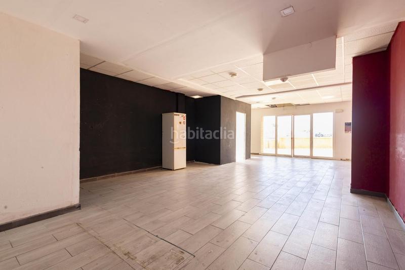 Foto 6b3a3642-4d88-4dea-9172-24204eadd340. Location local commercial dans San Eugenio Bajo Adeje