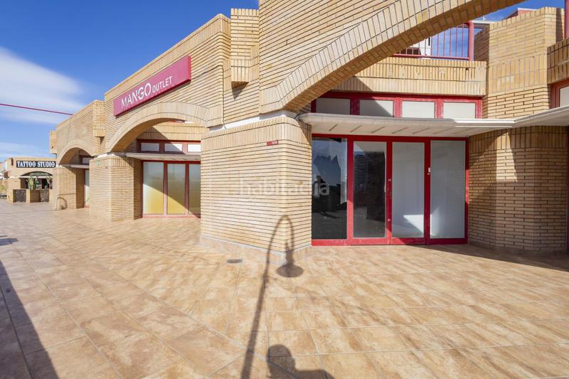 Foto e33a73a0-7163-4684-b5df-8cf21f471918. Location local commercial dans San Eugenio Bajo Adeje