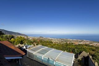 Mas  Las medianians la ladera. Propiedad con piscina privada climatizada