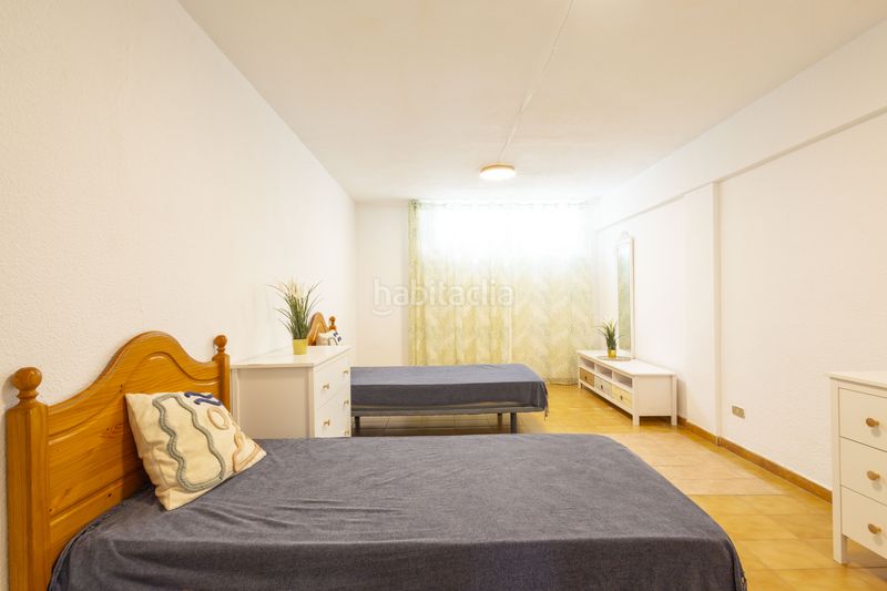 Foto 13f3a4fc-b41e-440e-ae3c-f35fccd51c64. Pis amb aparcament piscina a San Eugenio Bajo Adeje