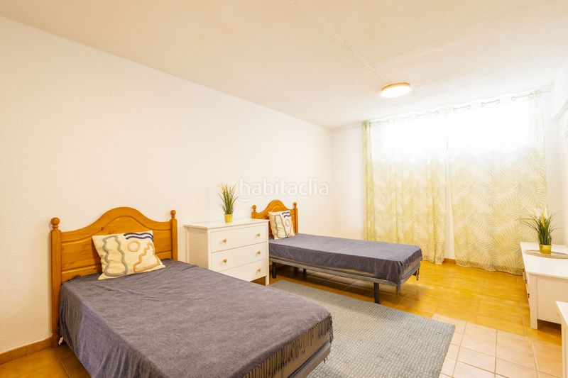 Foto 38d9c7f9-608e-44e7-a3c9-04453abe2ec7. Pis amb aparcament piscina a San Eugenio Bajo Adeje