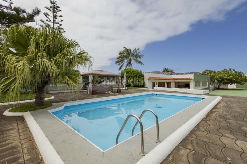 Foto 7cf5be7b-c5aa-4577-89a7-7056cf1c9a9d. Casa amb aparcament piscina a Tegueste