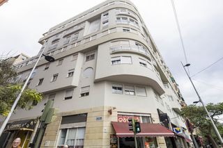 Pis a Calle de leoncio rodríguez 22. Venta de piso en nuda propiedad, cercano al mercado de áfrica
