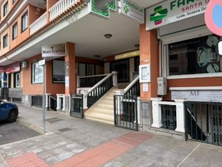 Lloguer Local Comercial a Carr. españa, 11 11. Local comercial en carr. de santa ursula