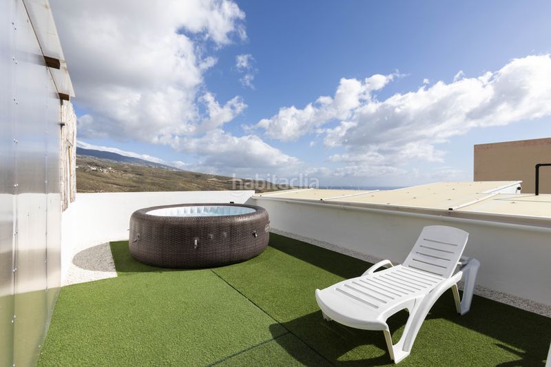 Foto 75bb6cb2-237c-49b8-bcce-40a14aeed5c0. Casa amb aparcament a Arico