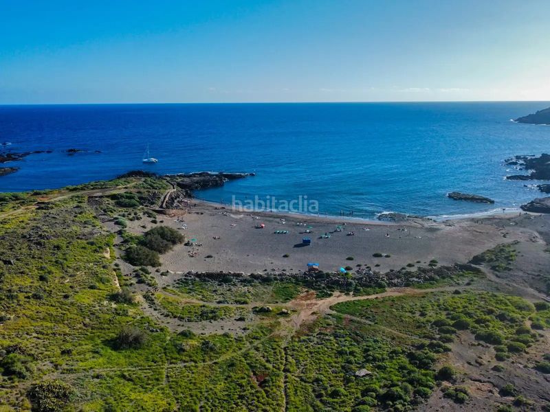 Foto 777fda46-aafb-48b9-93dc-bfe06c32f3c9. Casa amb aparcament a Arico