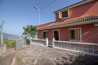 Maison  Camino fuente vieja 58 58. Amplia vivienda de 5 habitaciones en venta en la orotava, teneri